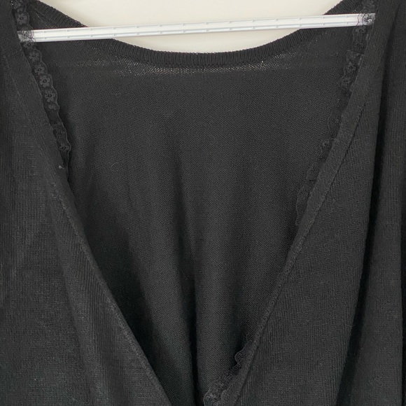 Sweater - Picture 4 of 5